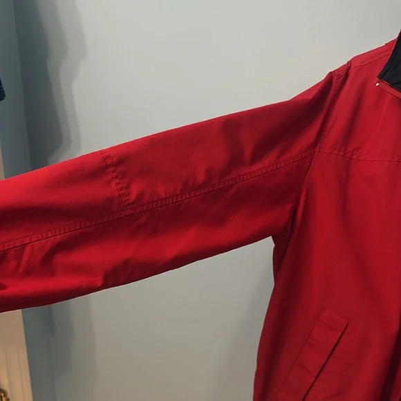 Tommy Hilfiger Red Windbreaker Jacket - Picture 5 of 8